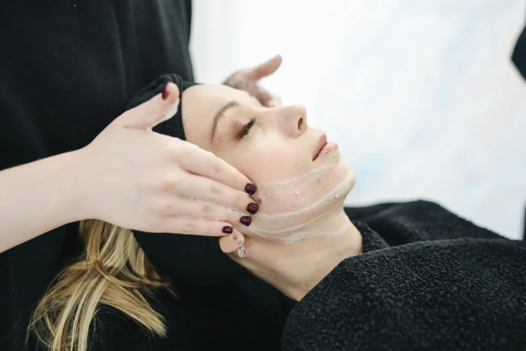 Soins pour les visage Balea à prix pas cher au Maroc - Crèmes hydratantes et de protection solaire Balea et Sundance